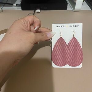 Nickel and Suede Pink Leather Earrings